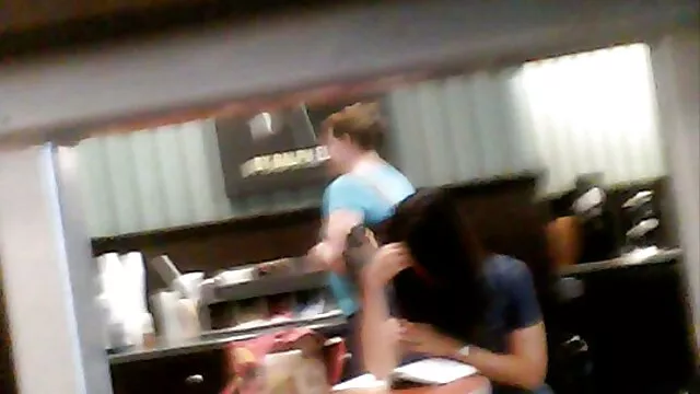 Toàn bộ bên trong Lisa là nhúng tay vào âm phim sex top xx hộ của cô bởi dây chuyền của tinh trùng.