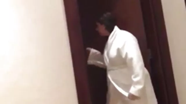 Ba chiều với bạn gái của mình, cha mẹ. phim xx co noi dung