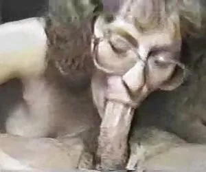 đồ lót phim hay xx cô gái bắt