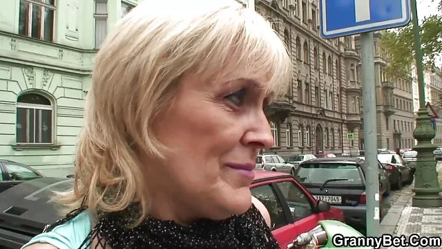 Ferrari trong núi phim sex xx hay