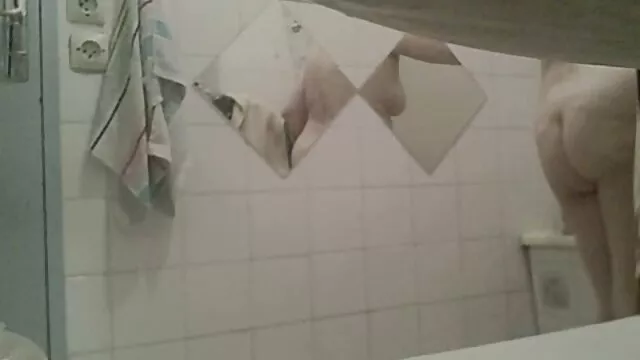 The black mẹ dạy dỗ cô con gái, làm thế nào để cô xx phimnet gái tóc vàng của người da trắng đen.