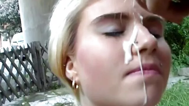 nhìn từ bên trong hậu môn lỗ phim xx hd Rosebud